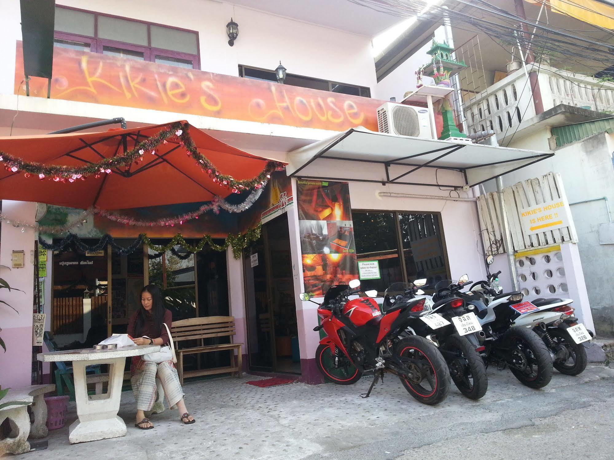 Kikie'S House Hostel Chiang Mai Ngoại thất bức ảnh